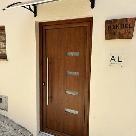 Casa Manuel Ii *